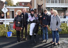 Racing TV H'cap Hurdle.