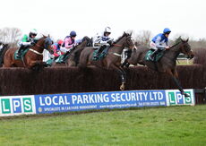M-Tec Consulting Handicap Chase.