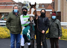 Racing TV H'cap Hurdle.