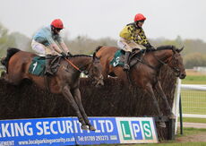 Racing TV.com H'cap Chase.