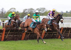 Racing TV.com Novices' Hurdle