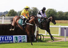Poundland Novices H'cap Chase.