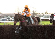 Poundland Conditional Jockeys' Veterans' H'cap Chase.
