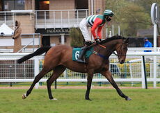 Racing TV H'cap Hurdle.