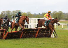 Racing TV H'cap Hurdle.