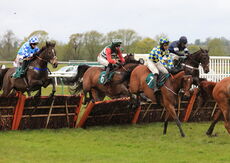 Racing TV H'cap Hurdle.