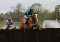 Racing TV Conditional Jockeys' H'cap Chase.