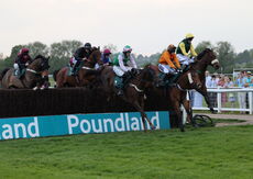 Racing TV Conditional Jockeys' H'cap Chase.