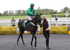 Feldon Dunsmore Carnival Handicap Hurdle
