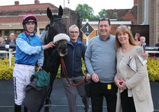Racing TV Conditional Jockeys' H'cap Chase.