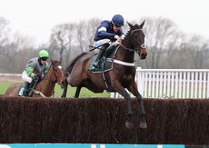 Racing TV Novices' H'cap Chase