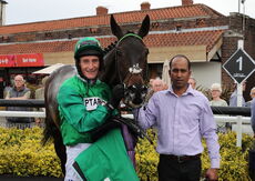 Feldon Dunsmore Carnival Handicap Hurdle