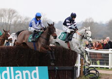 Racing TV H'cap Chase.