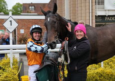 South West Syndicate Nov H'cap Chase.