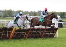 Feldon Dunsmore Mares' Handicap Hurdle