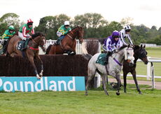Howkins & Harrison H'cap Chase