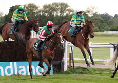 Howkins & Harrison H'cap Chase