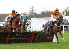 Ballymore Leamington Novices' Hurdle.