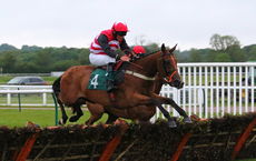 Agetur UK Amateur Riders' H'cap Hurdle.