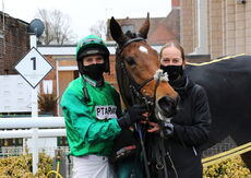 Wigley Group Lady Godiva Mares' Novices' Chase.