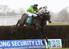 Wigley Group Novices' Handicap Chase.