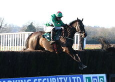 LPS Conditional Jockeys' Veterans' H'cap Chase.
