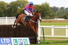 Racing TV Novices' H'cap Chase