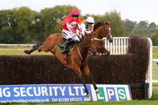 Racing TV Novices' H'cap Chase