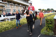 Racing TV Novices' H'cap Chase