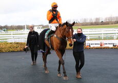 South West Syndicate Nov H'cap Chase.