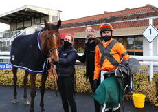 South West Syndicate Nov H'cap Chase.