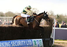 Sloane Helicopters H'cap Chase.