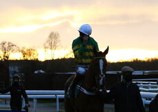 Racing TV H'cap Hurdle.