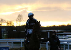 Racing TV H'cap Hurdle.