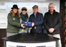 Pony Racing Authority Graduates H'cap Hurdle.