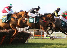 Paddy Rewards Club H'cap Hurdle.