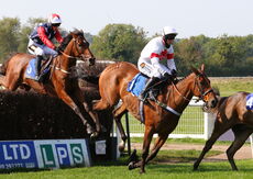 Racing TV Novices' H'cap Chase