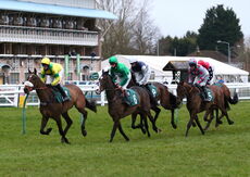 Paddy Power 'NH' Flat Race.