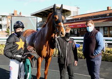 South West Syndicate Juvenile Hurdle