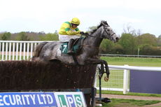 UBS Wealth Management Novices H'cap Chase.