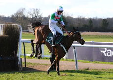 UBS Wealth Management Novices H'cap Chase.