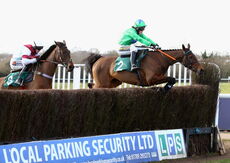 Racing TV Mares' H'cap Chase.