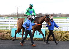 Racing TV Mares' H'cap Chase.