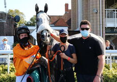 Visit racingtv.com Nov Hurdle (Div 2)