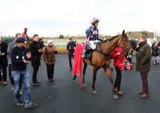RacingTV.com NH Novices' Hurdle