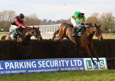 Olly Murphy Racing Mares' Novices' H'cap Chase