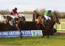 Olly Murphy Racing Mares' Novices' H'cap Chase