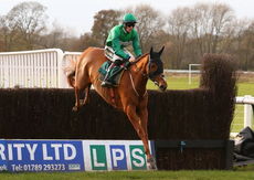 Highflyer Bloodstock Novices Chase.
