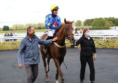Racing TV Maiden Hurdle.