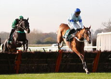 Racing TV Novices' Hurdle.